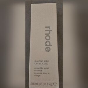 RHODE Glazing Milk Facial Essence - Cream